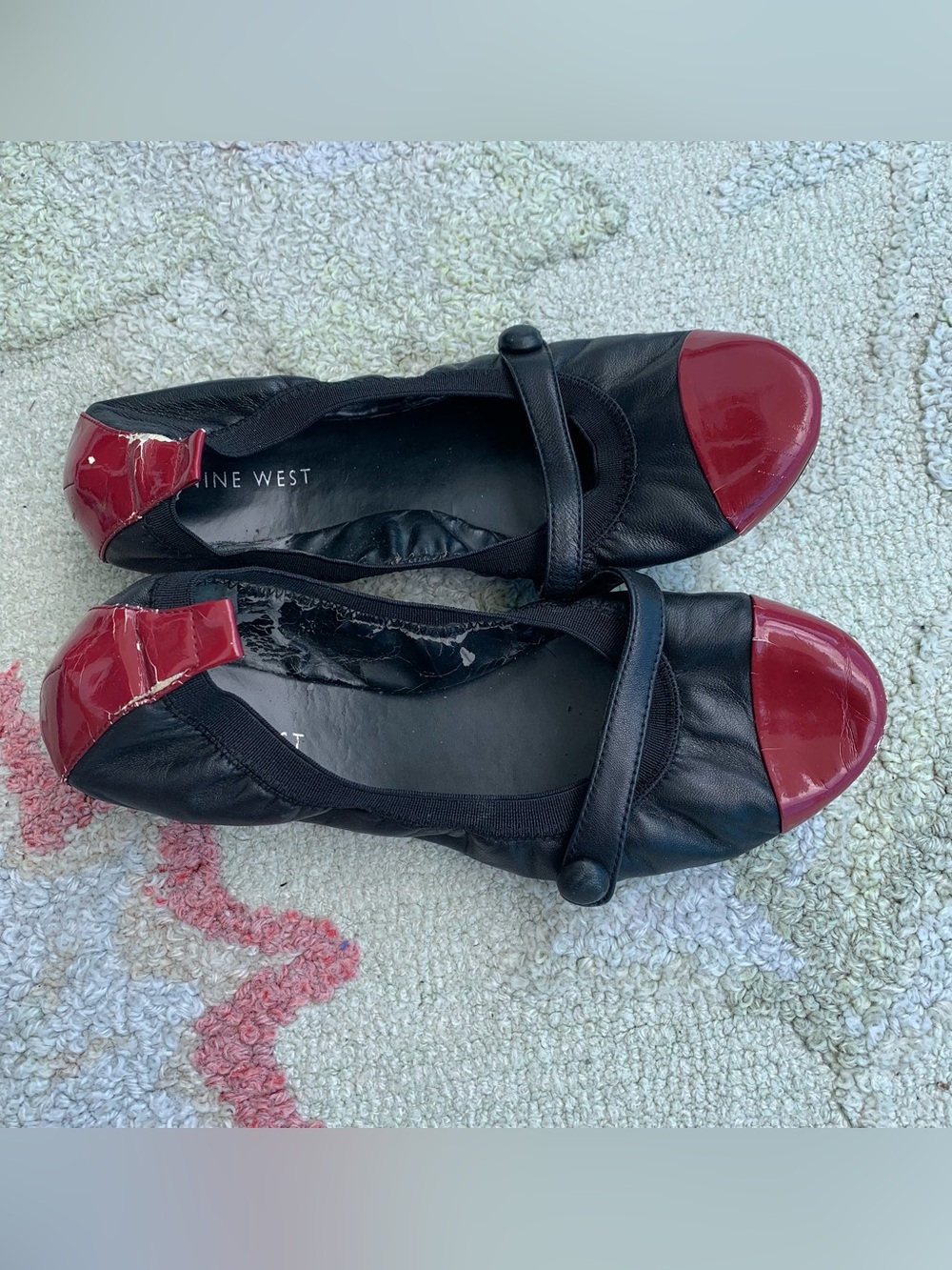 Nine West cap-toe Mary Jane flats size 7